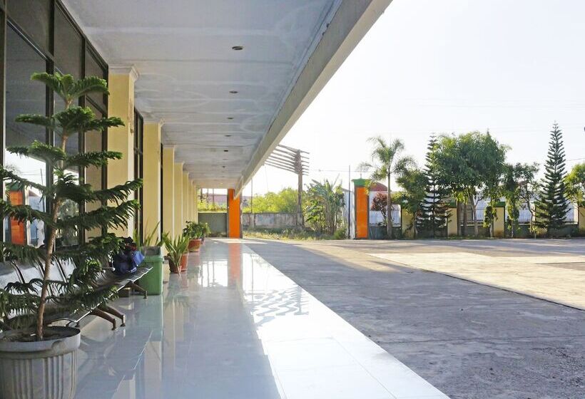 Collection O 91517 Hotel Gajah Mada Soe