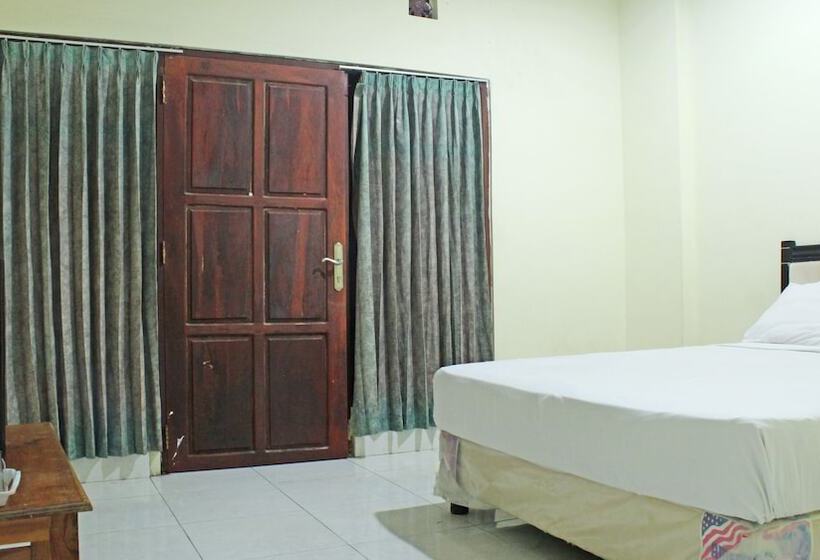 Collection O 91517 Hotel Gajah Mada Soe