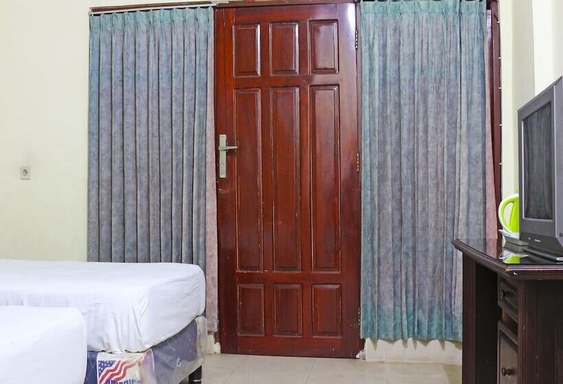 Collection O 91517 Hotel Gajah Mada Soe