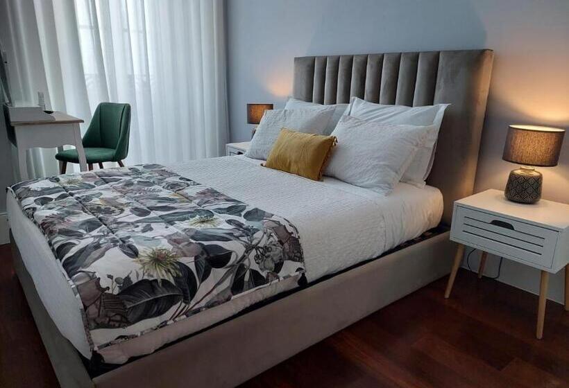 پانسیون Cool Suites