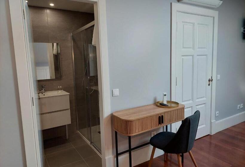 پانسیون Cool Suites