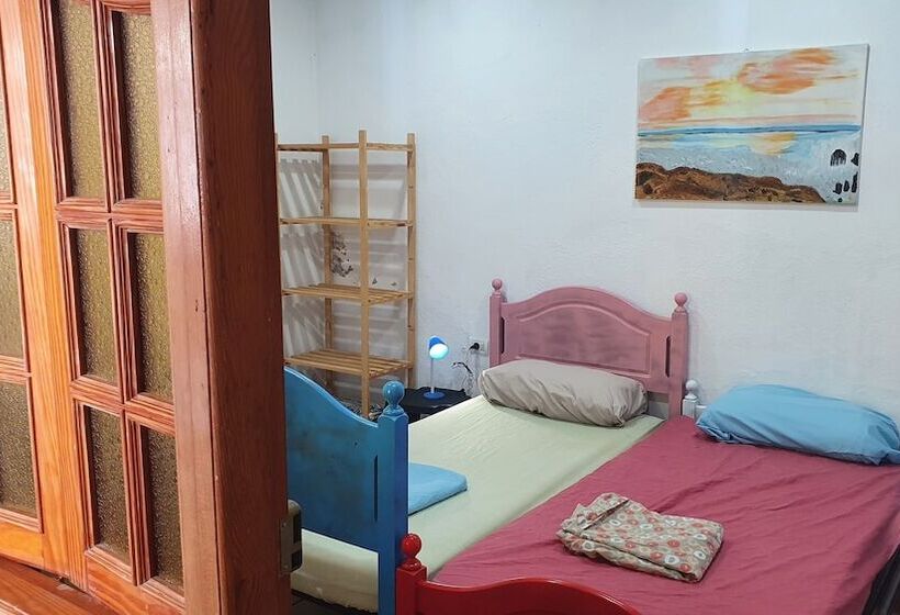 هاستل 7 Calcosas