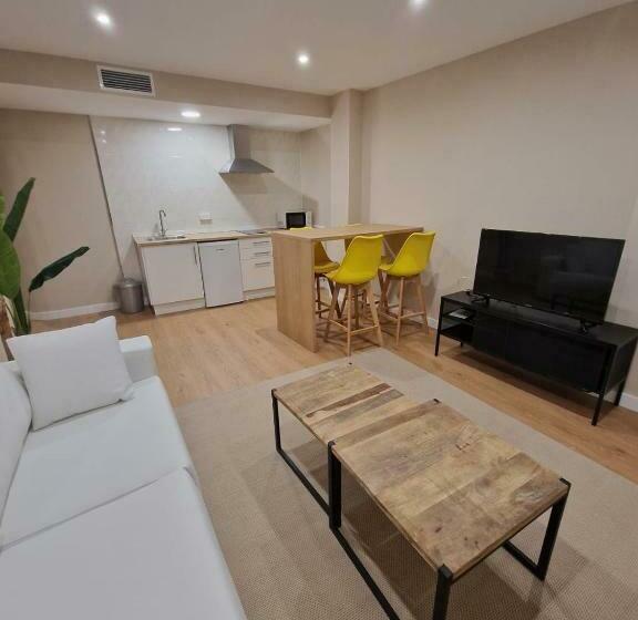 Apartamentos Turísticos Mencía