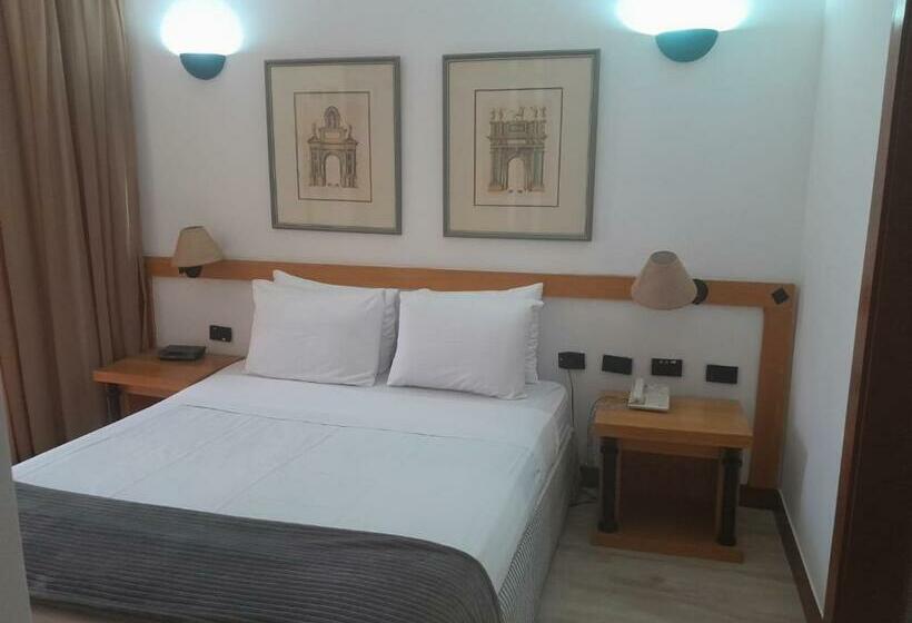 Bonaparte Hotel Residence   Suite 803