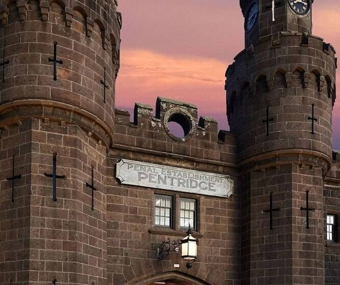 Adina Apartment Hotel Melbourne, Pentridge