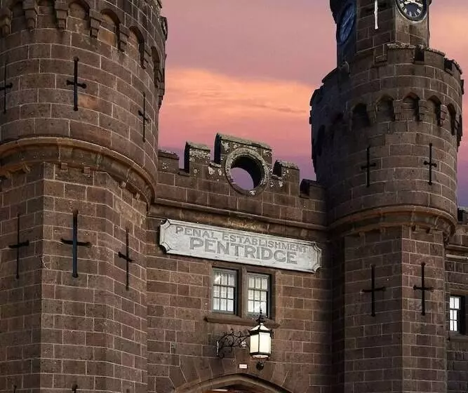 Adina Apartment Hotel Melbourne, Pentridge