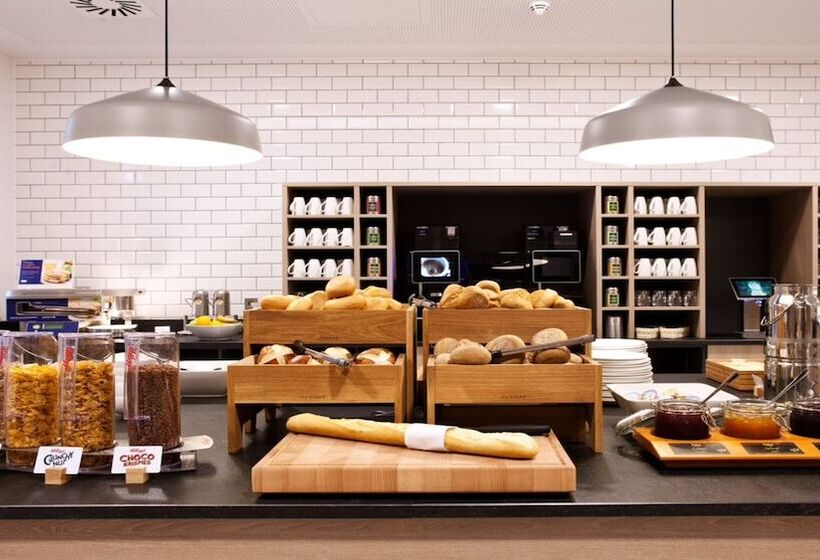 Отель Holiday Inn Express Remscheid