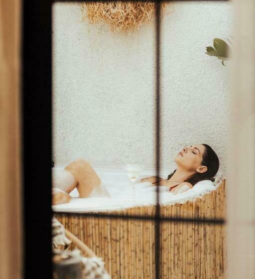 هتل Lalasa Alaçatı