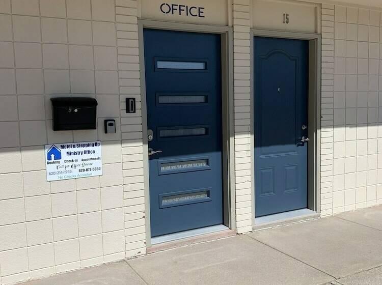 فندق Stepping Inn