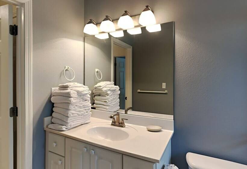 Gulf Place Spires #16b   Relaxation Station