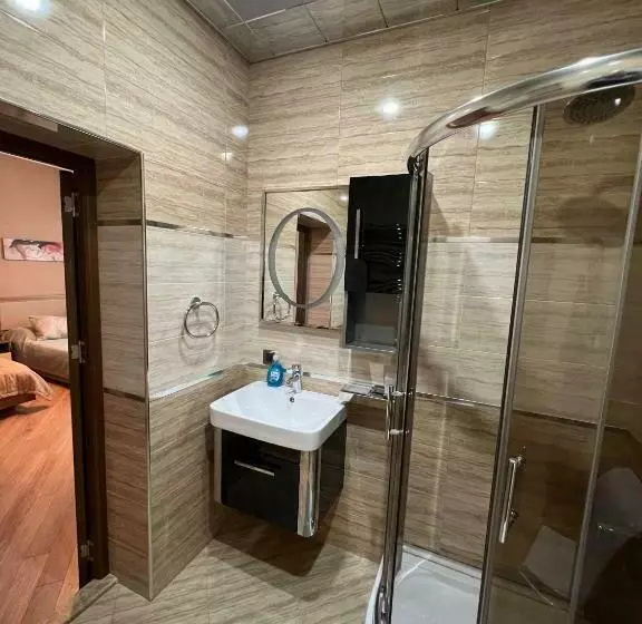 Sapphire Central Apartments