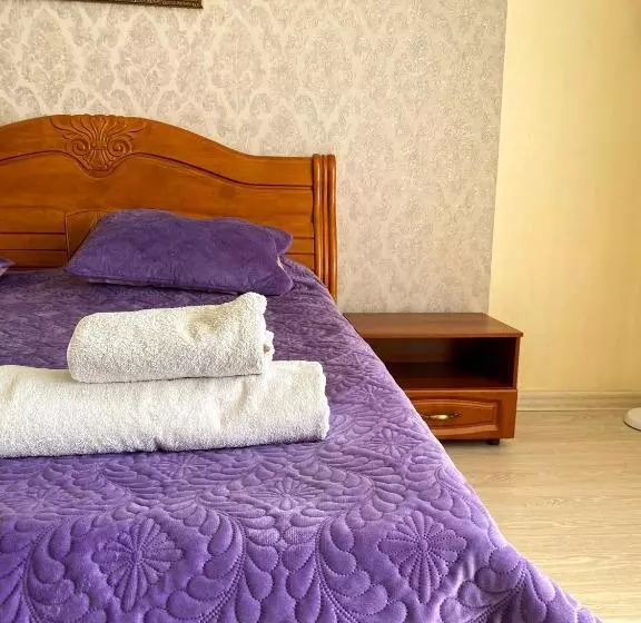 تختخواب و صبحانه Al Baraka