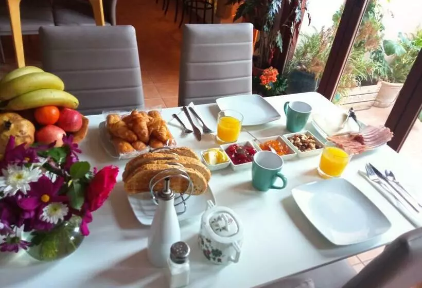 Aamiaismajoitus (B&B) Can Perles A Beautiful House Perfect For Relaxing