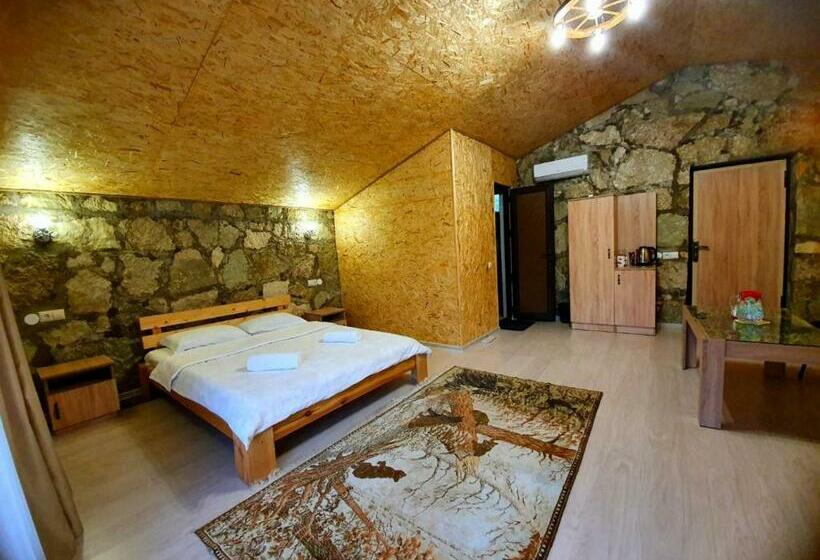 Bed and Breakfast Guest House Ijevan S Garden