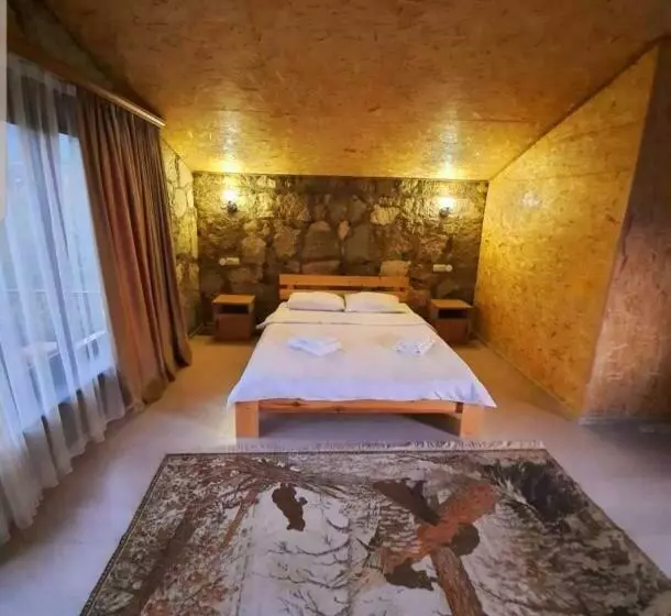 ベッドアンドブレックファースト Guest House Ijevan S Garden