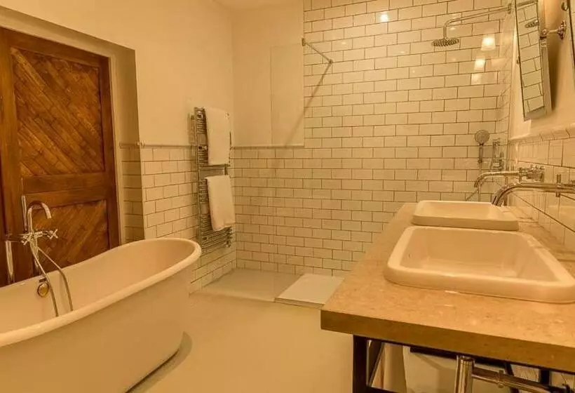 ベッドアンドブレックファースト Par La Rivière