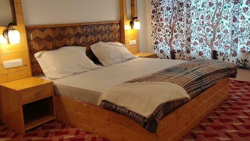 בית מלון כפרי Elite Cottage Pahalgam