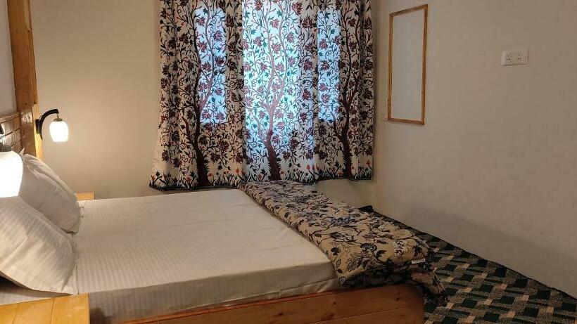 בית מלון כפרי Elite Cottage Pahalgam