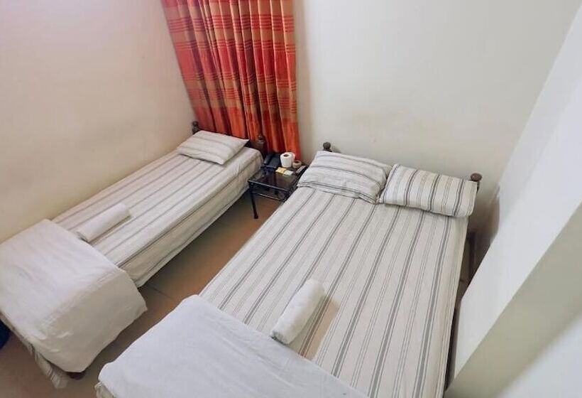 Отель The Sylhet International