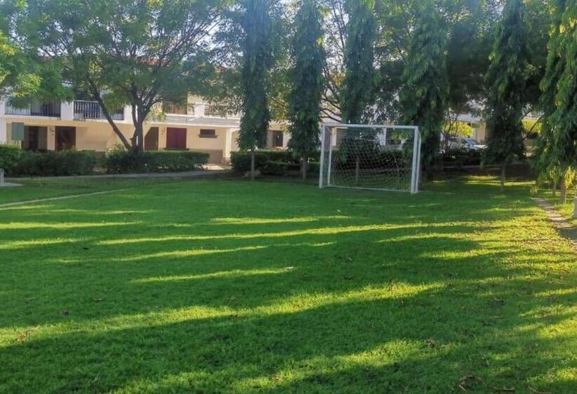 Casa Llena De Naturaleza Y Paz Perfecta Para Descansar