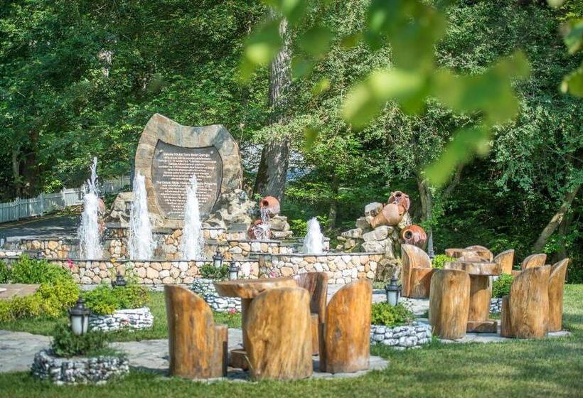 هتل Chukhur Gabala Museum