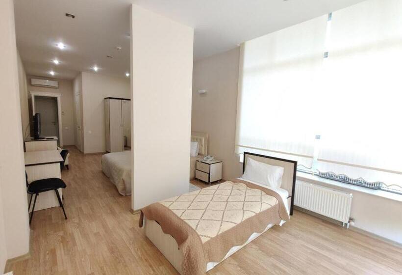 هتل Chukhur Gabala Museum