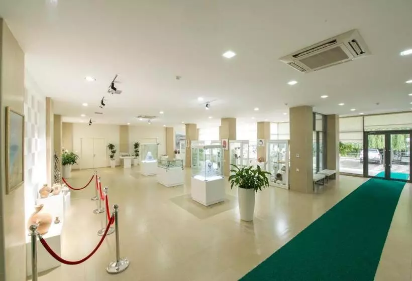 هتل Chukhur Gabala Museum