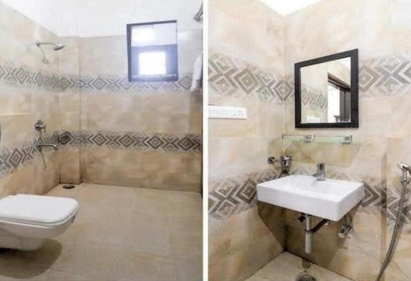 בית מלון כפרי Iidm Eco Resort