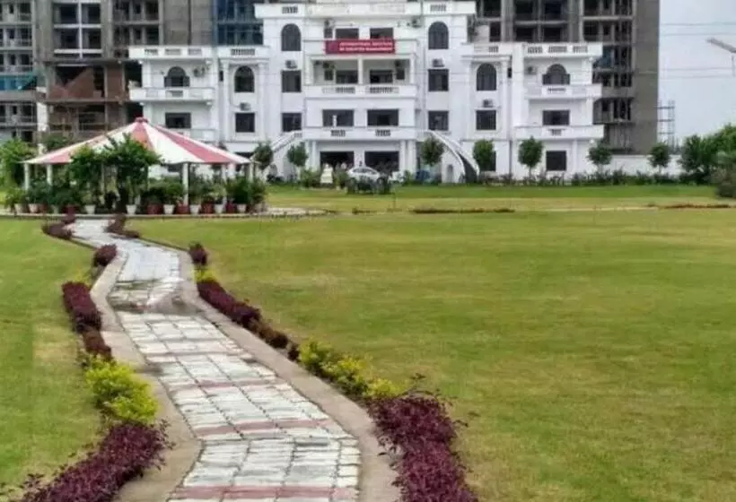 ホテル Iidm Eco Resort