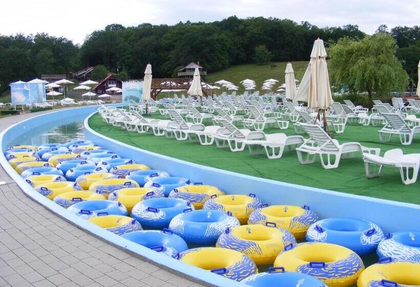 هتل Pensiune Agroturistica La Nasu