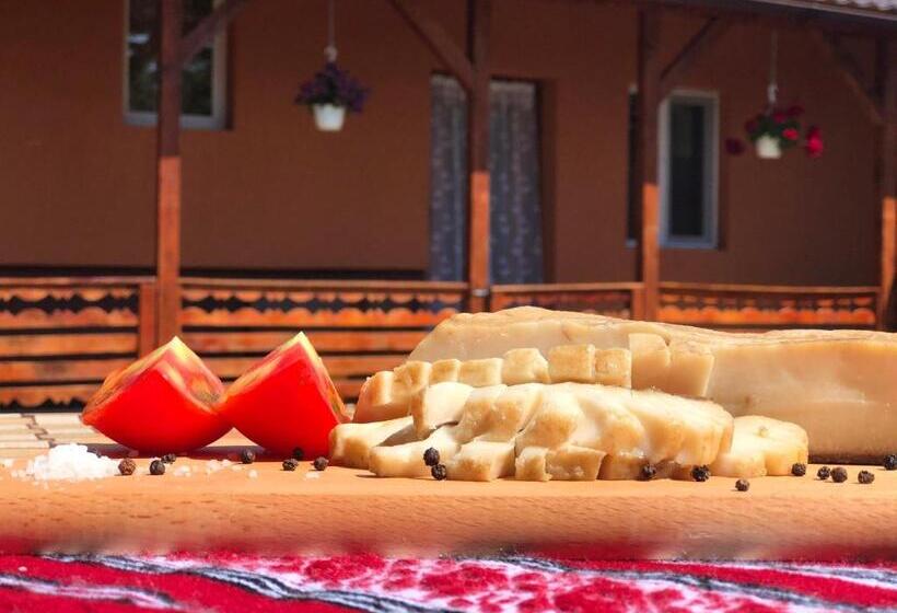 هتل Pensiune Agroturistica La Nasu