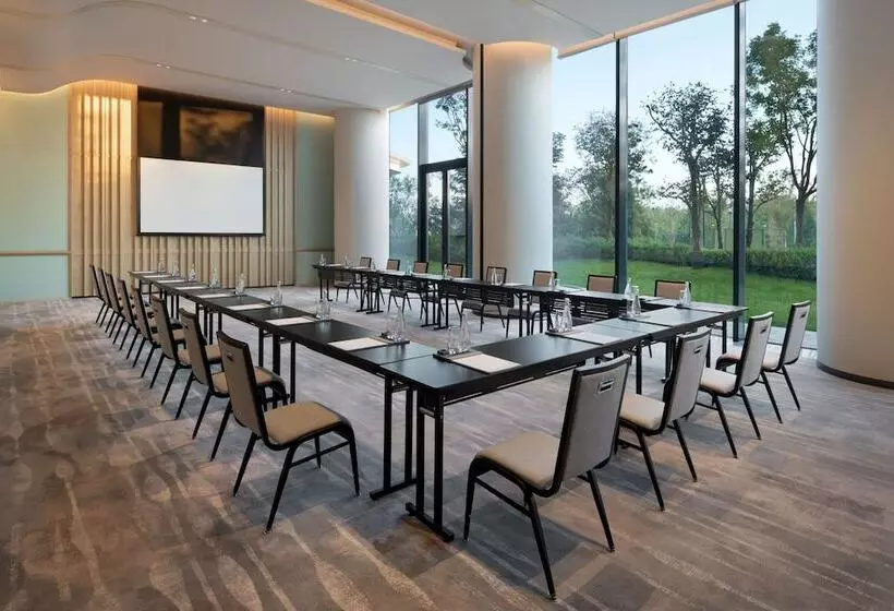 ホテル Qinhuangdao Marriott Resort