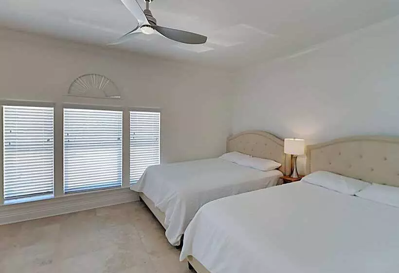 Juela On The Beach By Southern Vacation Rentals