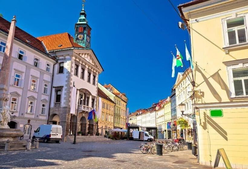 Ab Ljubljana Breg Apartments