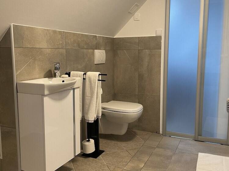 Ab Ljubljana Breg Apartments