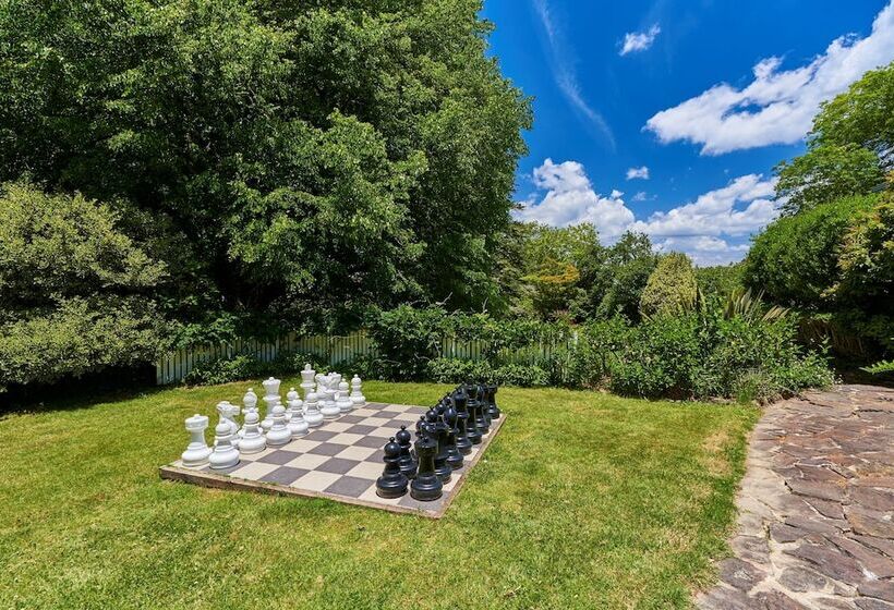 فندق Leura Gardens Resort