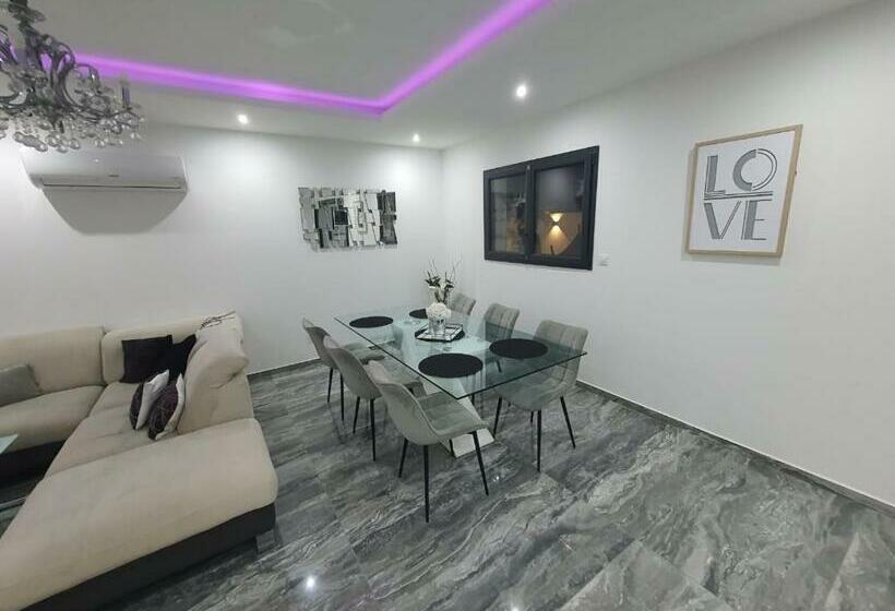 Villa Neuve Exceptionnelle Avec Piscine Et Spa