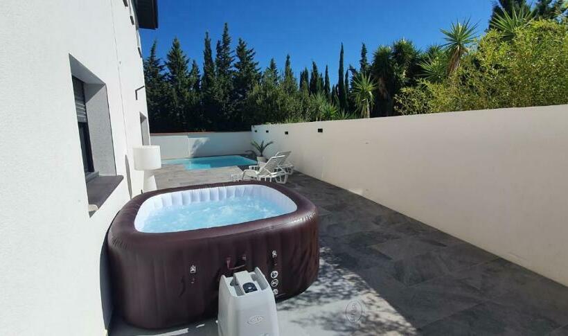 Villa Neuve Exceptionnelle Avec Piscine Et Spa