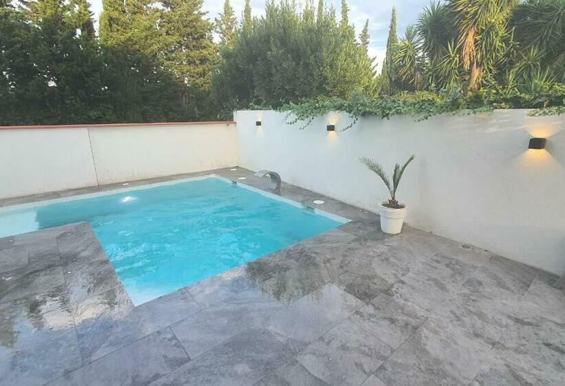 Villa Neuve Exceptionnelle Avec Piscine Et Spa