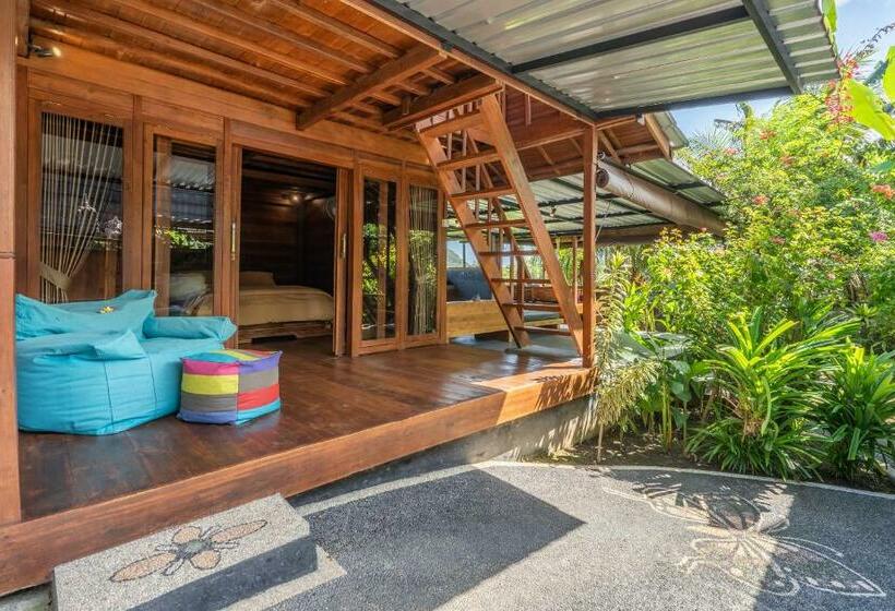 Bed and Breakfast Pondok Carik Villa