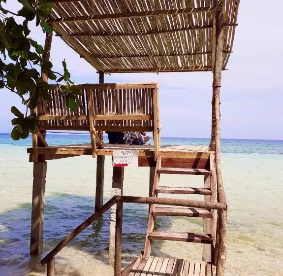 هتل D S Oceanview Beach Resort