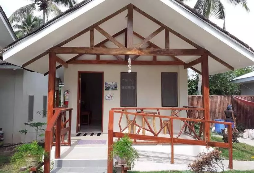 هتل D S Oceanview Beach Resort