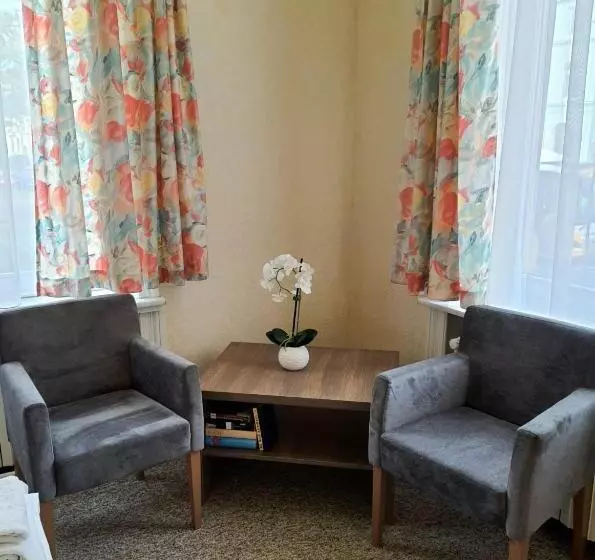 Bed and Breakfast Knöpel