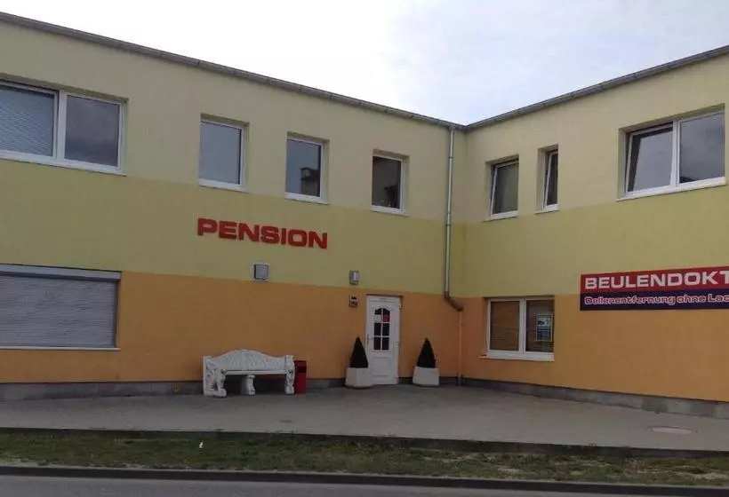 ベッドアンドブレックファースト Pension An Der Werft