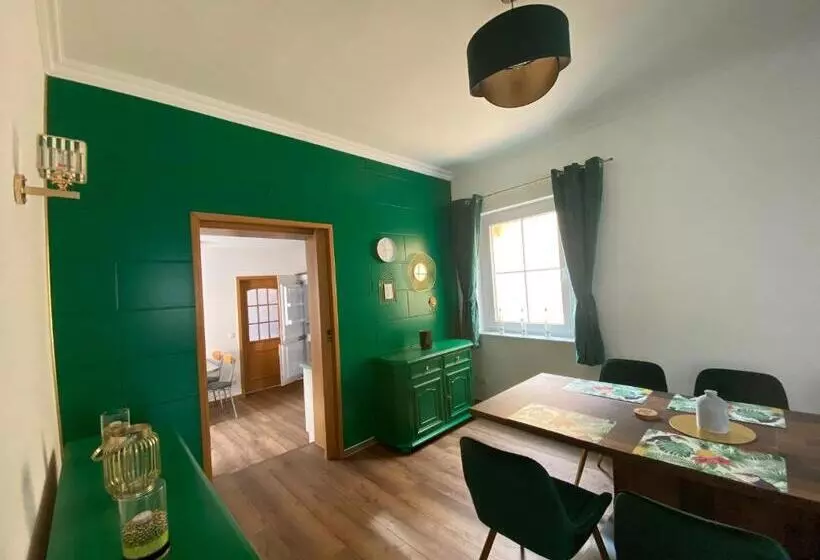 Bed and Breakfast Pension & Ferienwohnungen Schneidereit