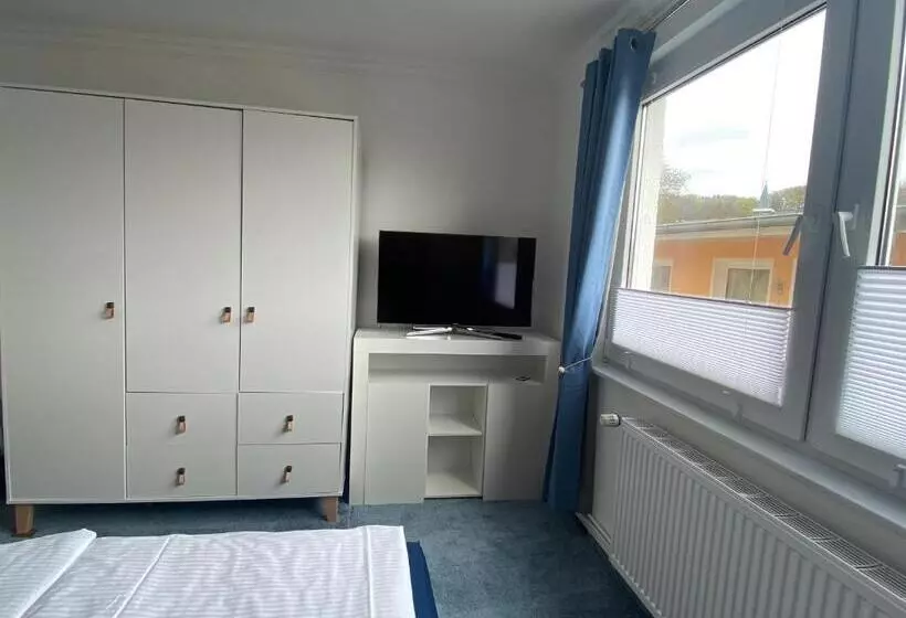 Bed and Breakfast Pension & Ferienwohnungen Schneidereit