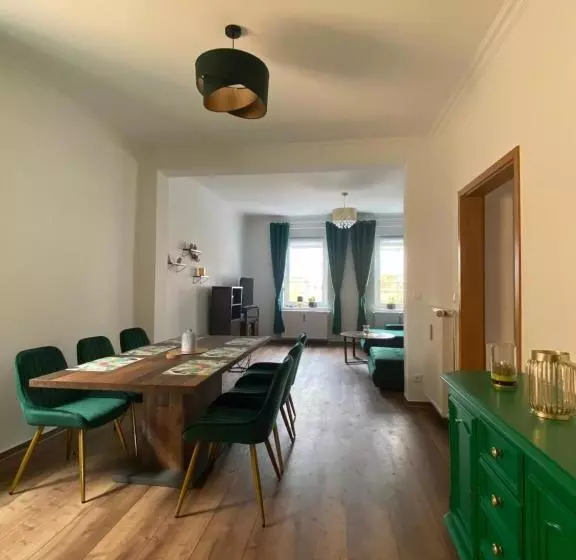 Bed and Breakfast Pension & Ferienwohnungen Schneidereit