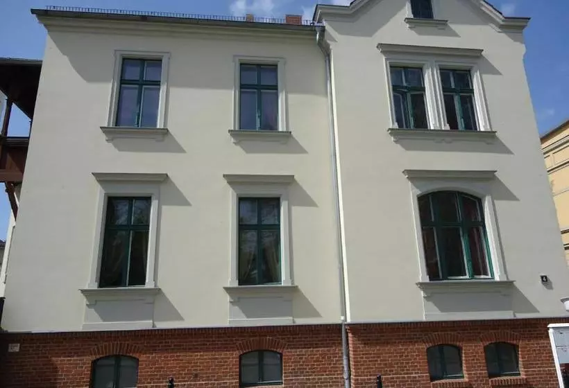 تختخواب و صبحانه Pp Pension Potsdam