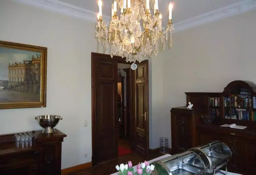 تختخواب و صبحانه Pp Pension Potsdam