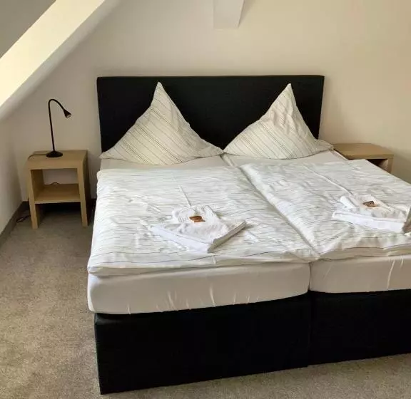 Bluhm S Hotel & Restaurant Am Markt